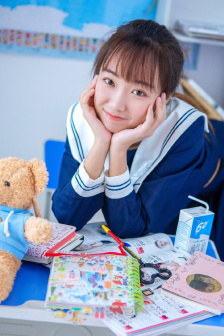 女大学生的沙龙卧室